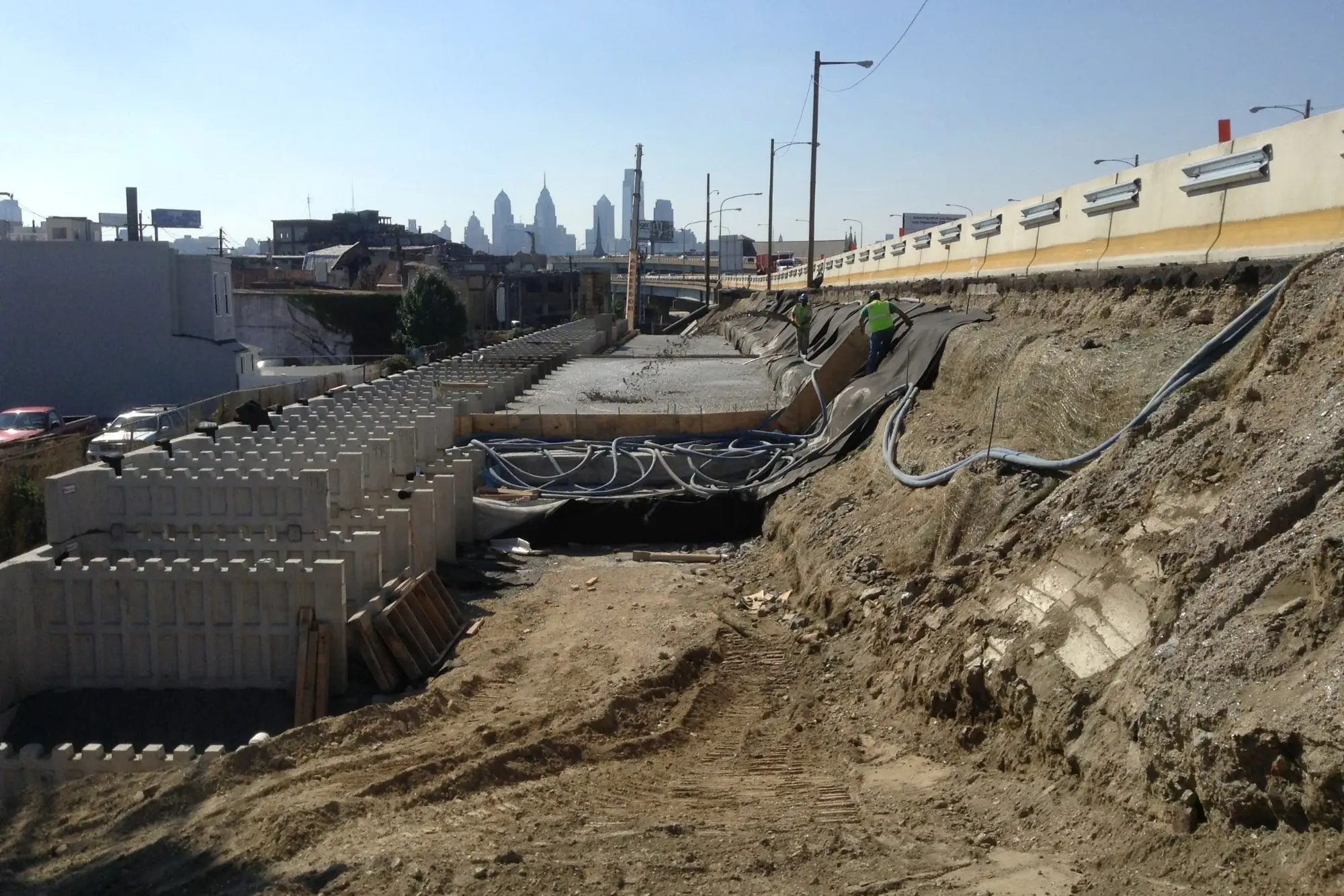 Elastizell Systems building an MSE wall using lightweight cellular concrete for stability and support in Philadelphia, Pennsylvania